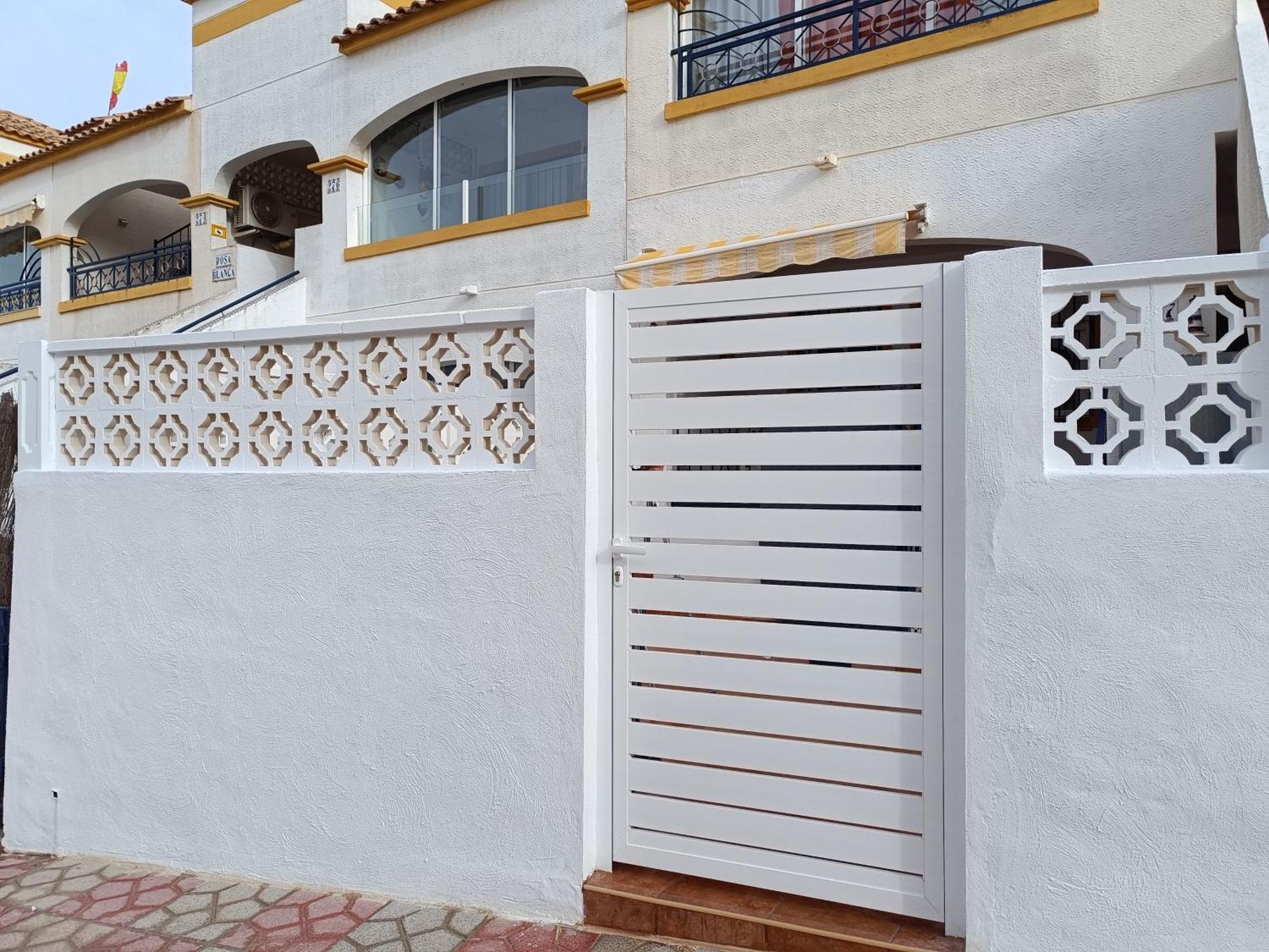 Alhambra Apartments Gran Alacant Dış mekan fotoğraf